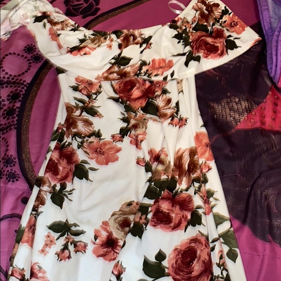 Women - Picture 1 of 2